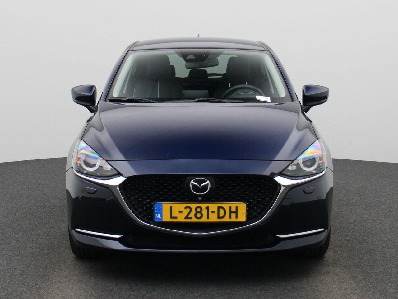Mazda 2 1.5 90Pk Skyactiv-G Signature | Navigatie | Climate Control | Cruise Control Adaptief | Stoel- en Stuurwiel Verwarming | Apple Carplay/Android Auto | Lichtmetalen Velgen | Head-up Display | Parkeersensoren rondom incl. Camera | Keyless | Bekleding Leder/ 