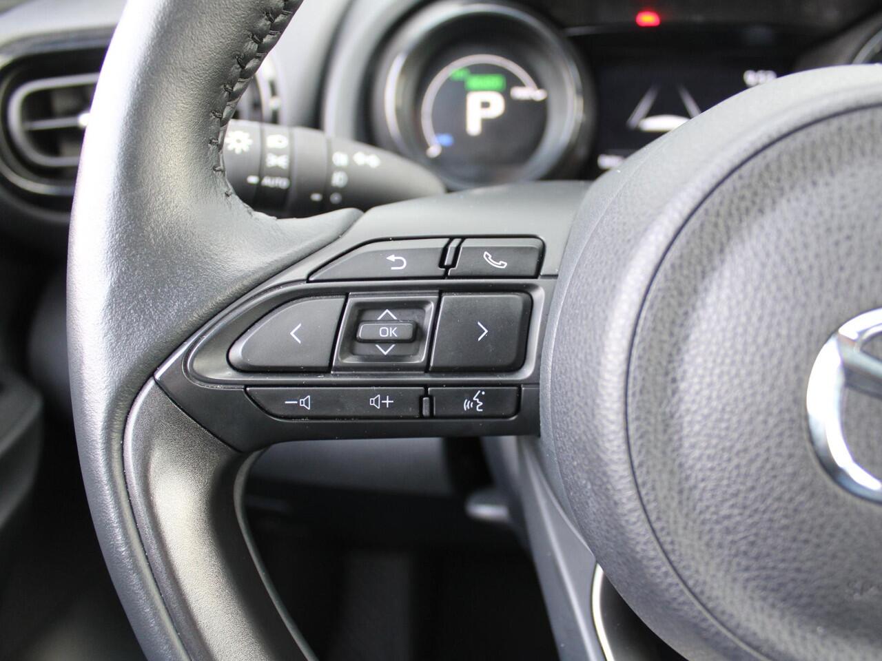 Mazda 2 Hybrid 1.5 Agile | Comfort pakket | 15" LM | Stoelverwarming | Apple Carplay / Android Auto |