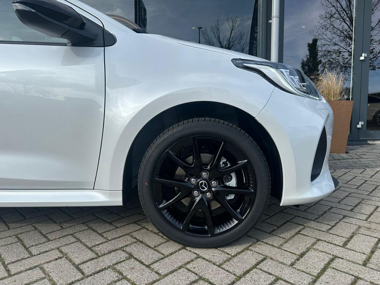 Mazda 2 Hybrid 1.5 Homura 116 PK AUTOMAAT APPLE CARPLAY& ANDROID | CLIMA | ACHTERUITRIJCAMERA * ¤ 3000,- EXTRA INRUIL DEAL* WINTERPAKKET | 17 INCH LMV