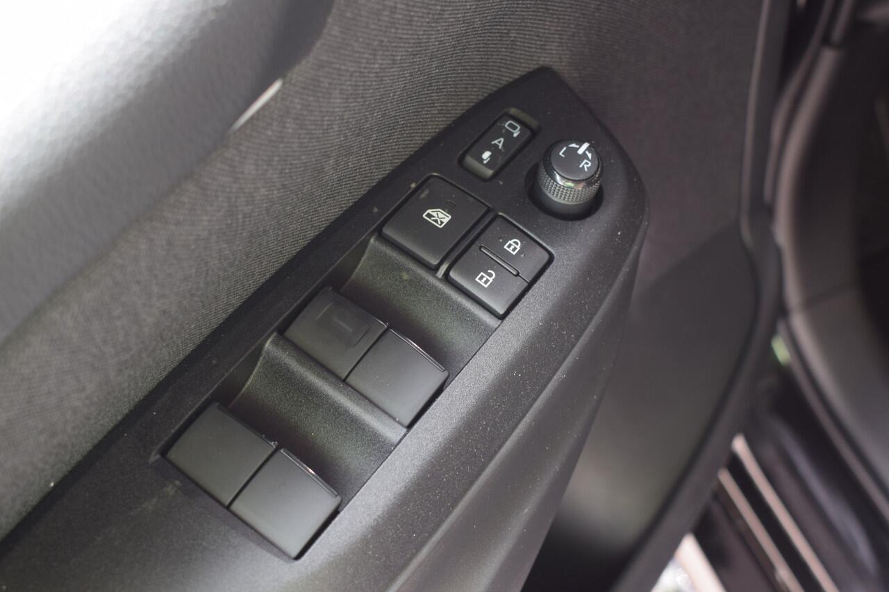 Mazda 2 Hybrid 1.5 Exclusive-line - ¤ 3.000,- voorraadkorting - Meerdere kleuren en uitvoeringen direct uit voorraad leverbaar*