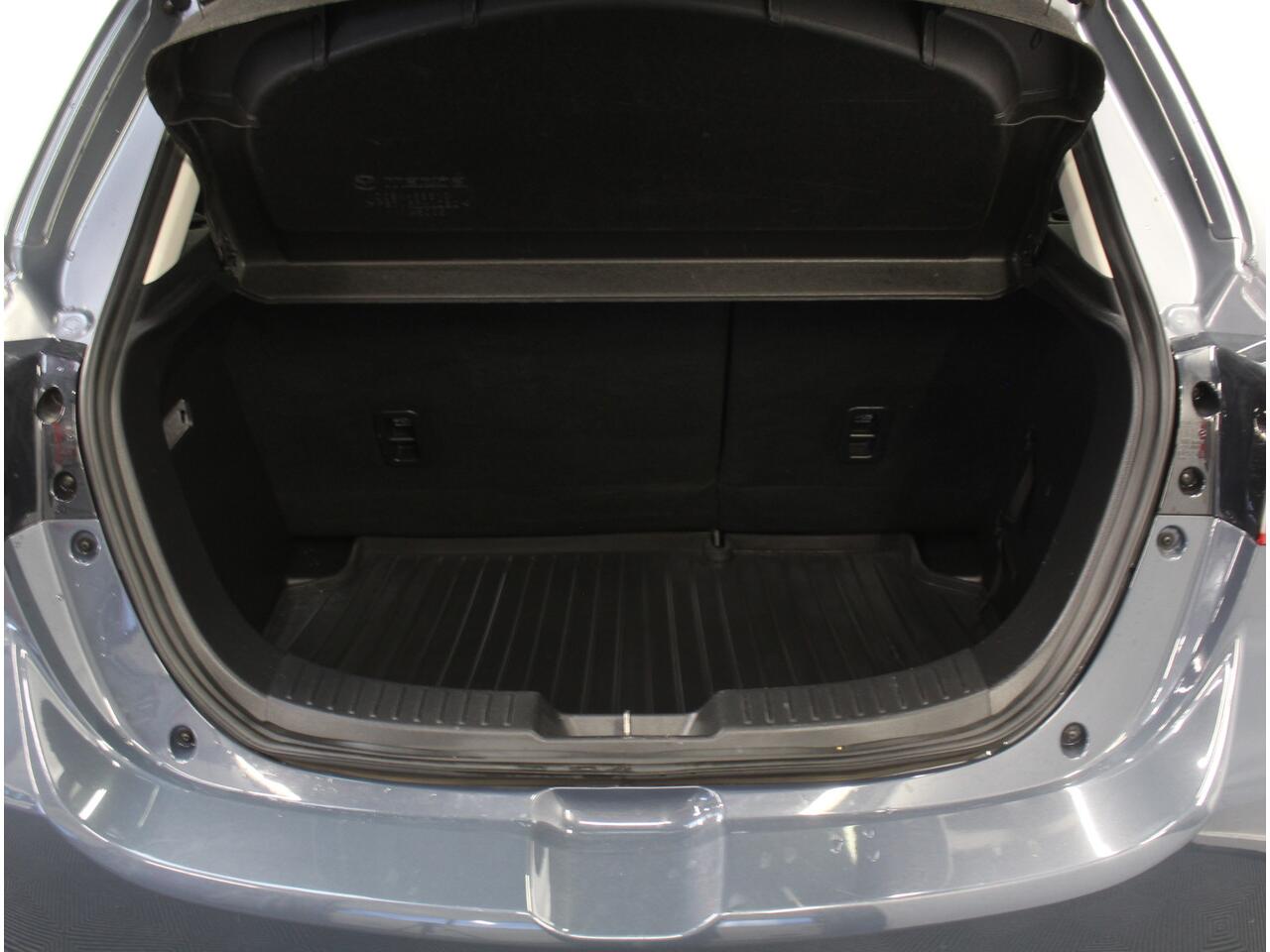 Mazda 2 1.5 Skyactiv-G Sportive CAMERA | CARPLAY | LMV16 | AIRCO | LED | PDCA | CRUISE | DAB