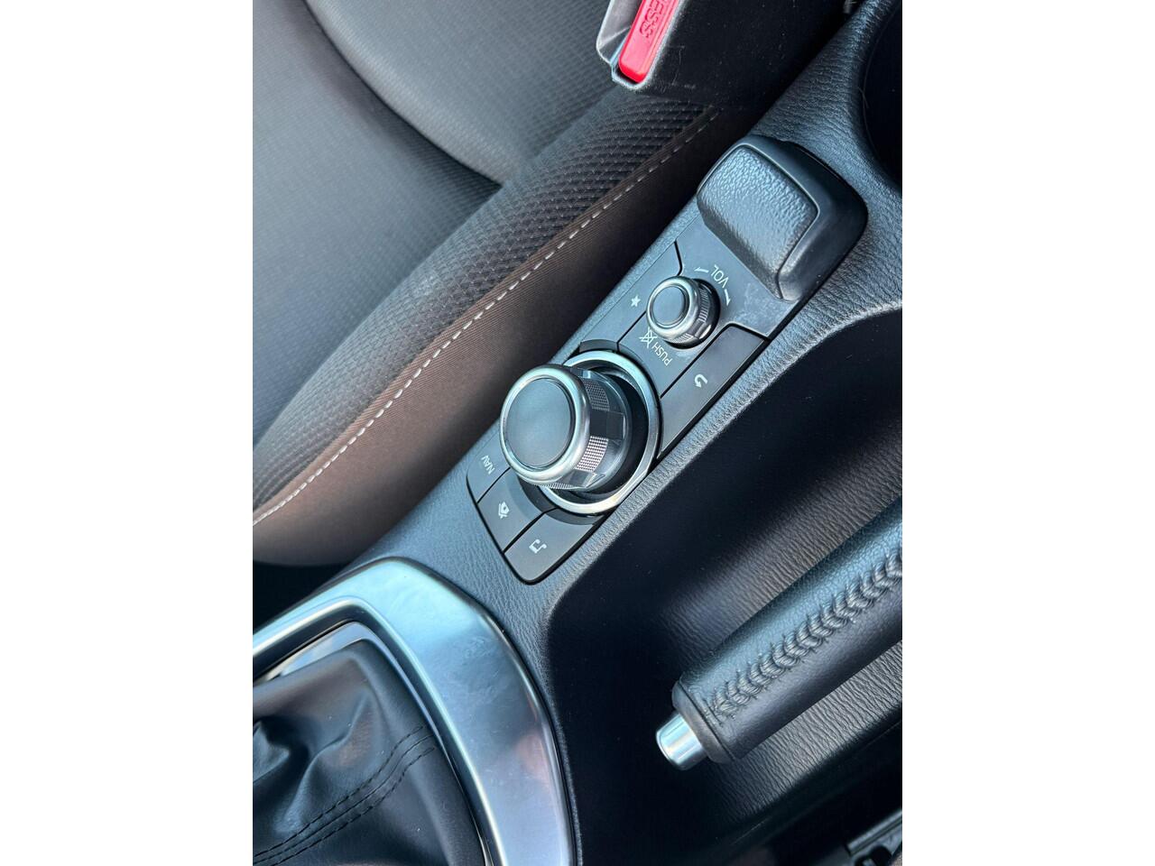 Mazda 2 1.5 Skyactiv-G Style Selected | Navi | Carplay | Camera | Rijklaarprijs!