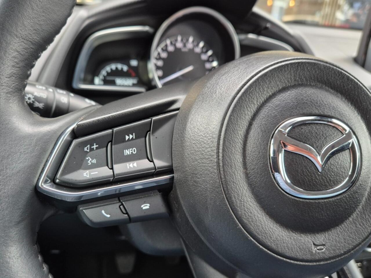 Mazda 2 SKYACTIV-G 90 LUXURY /Trekhaak