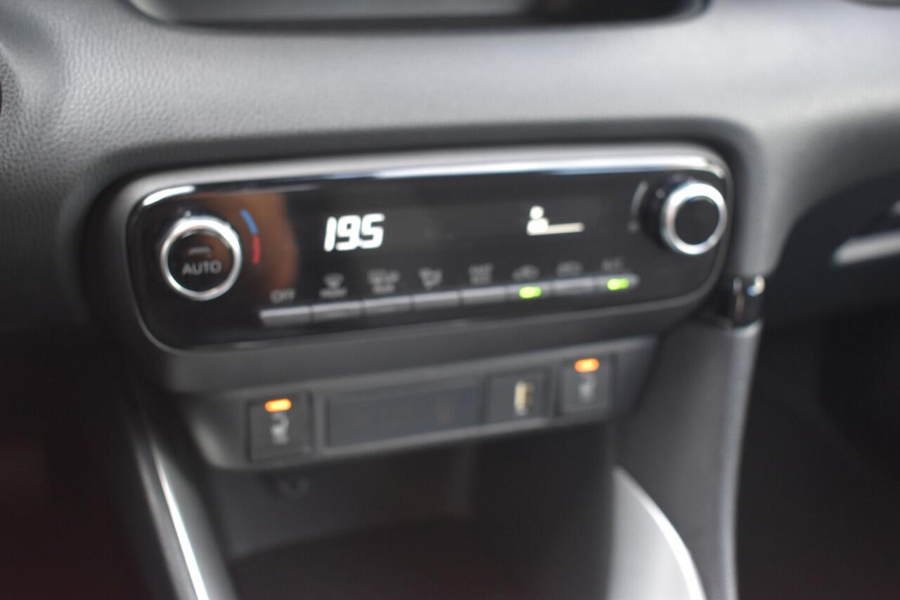 Mazda 2 Hybrid 1.5 Agile Hybride Parkeer camera Stoelverwarming Keyless entry/start