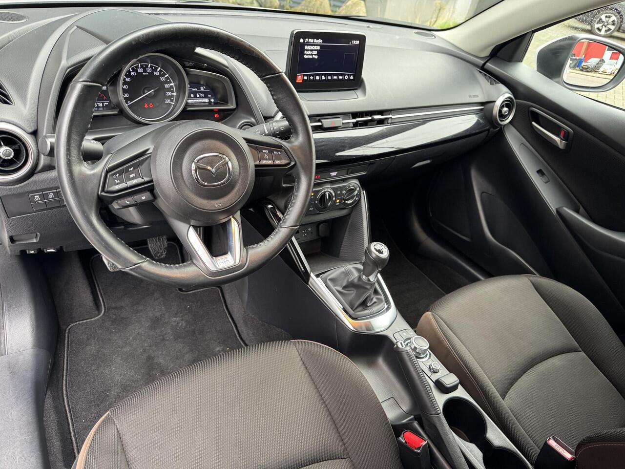 Mazda 2 1.5 Skyactiv-G Style Selected NL-Auto, Allseason Banden!