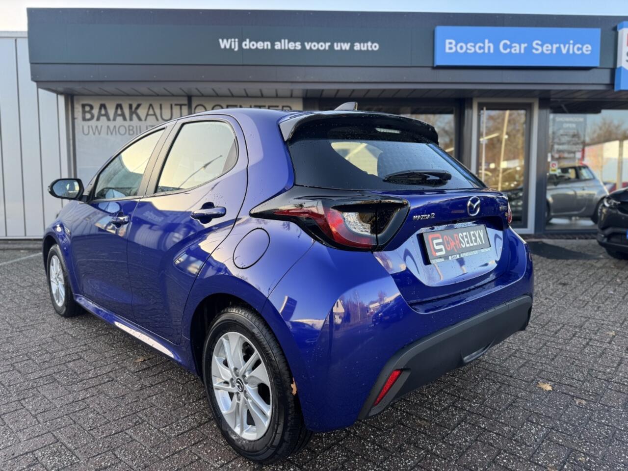 Mazda 2 Hybrid 1.5 Centre-line