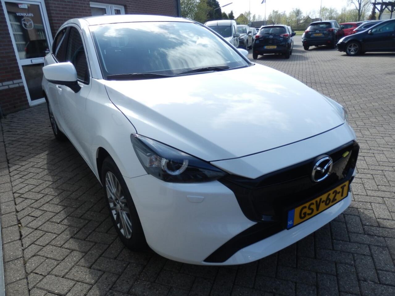 Mazda 2 1.5 E-SA-G HOMURA