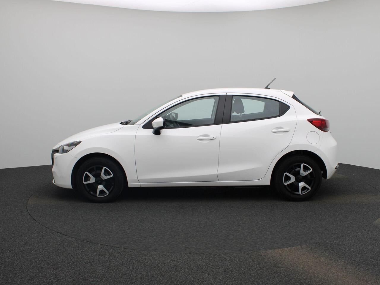 Mazda 2 1.5 e-SkyActiv-G 90 Centre-Line | Cruise Control | DAB-Radio | LED-Verlichting | Airconditioning | Apple Carplay & Android Auto | Keyless Start | Elektrische Ramen | Elektrisch Verstelbare Spiegels | Orig. NL