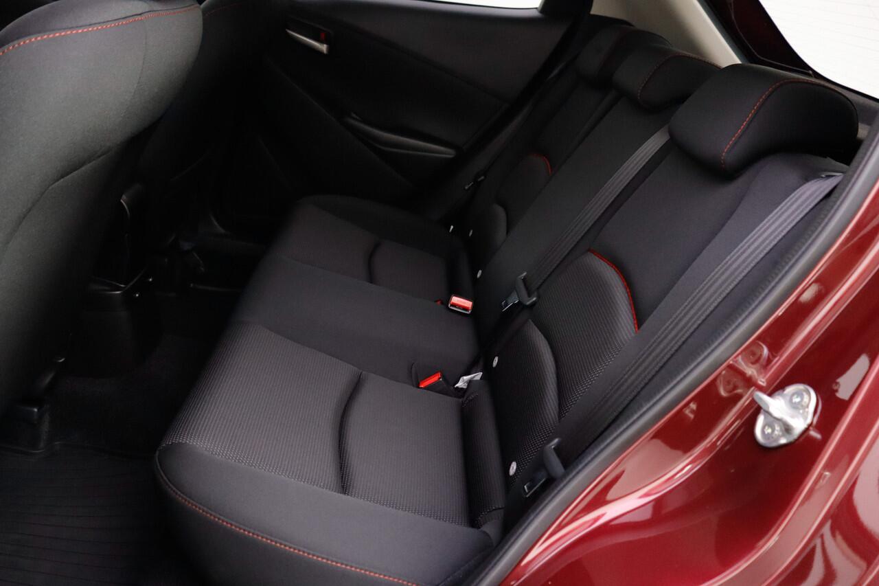 Mazda 2 1.5i Aut. Skyactiv-G Comfort FULL LED | CAMERA | NAVI | CARPLAY | STUUR+STOELVERW | CRUISE | LMV | PDC