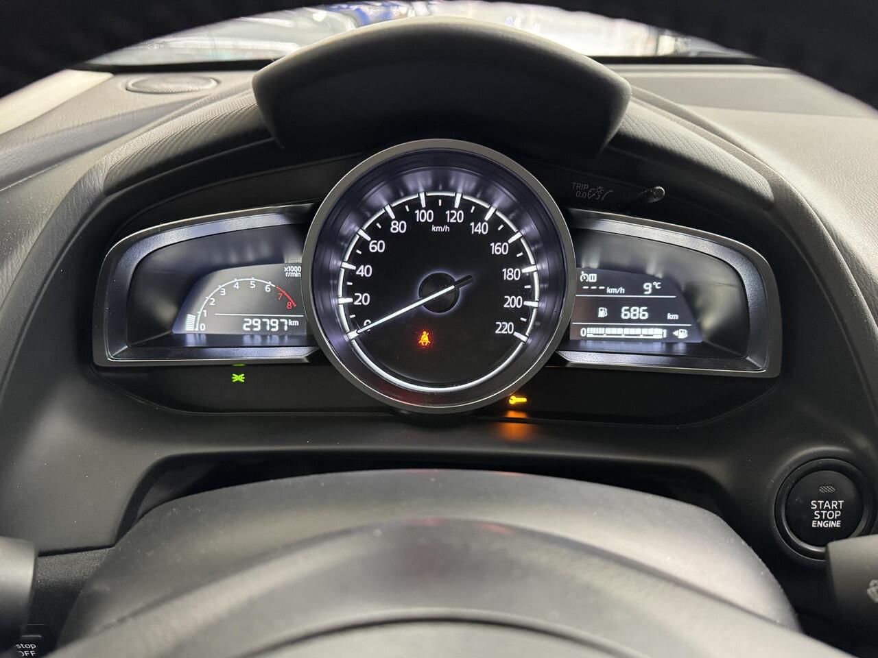 Mazda 2 1.5 Skyactiv-G Sportive | Apple Carplay/Android Auto | Camera | Cruise control | Lichtmetalen velgen 16" |