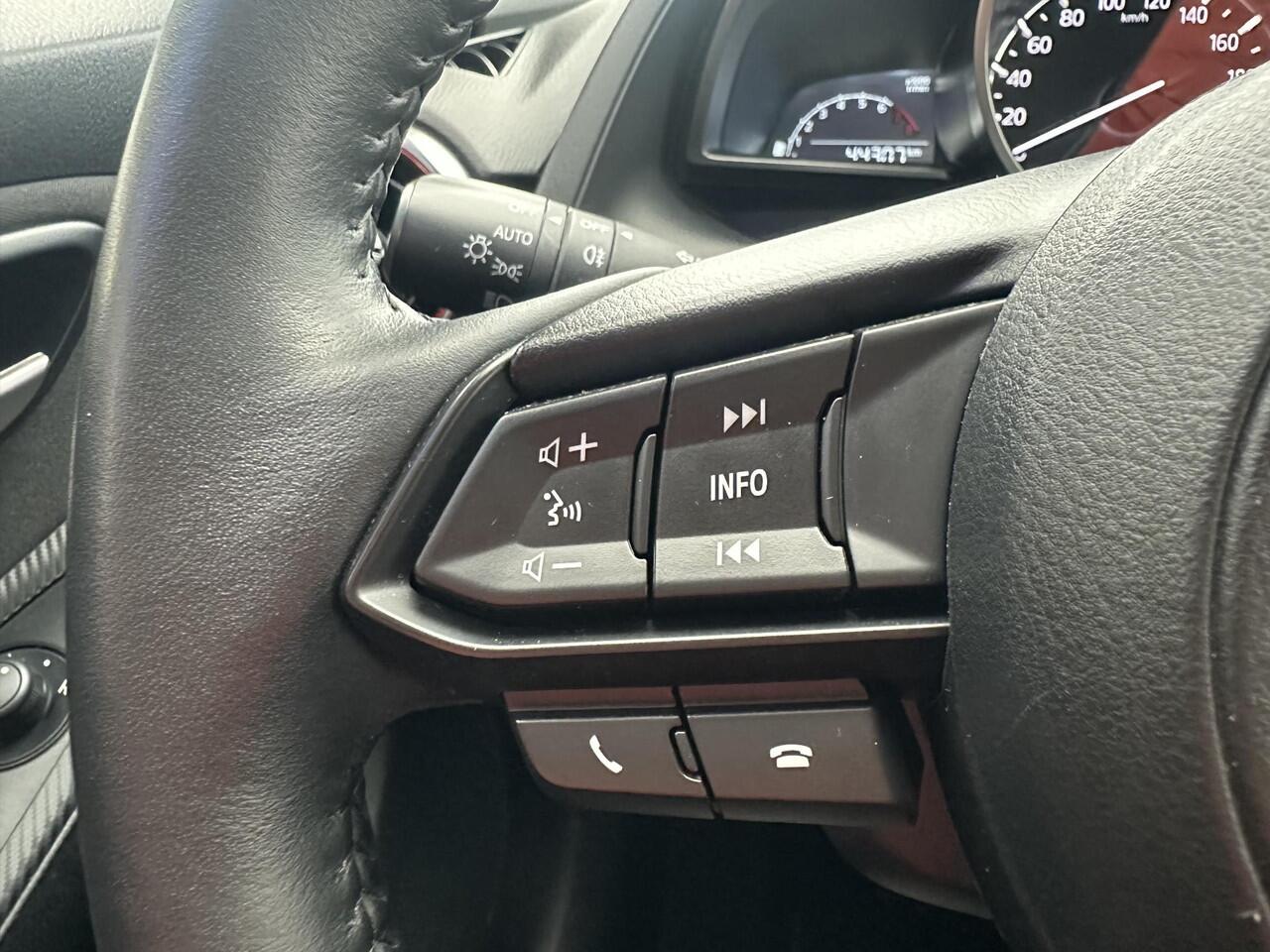 Mazda 2 1.5 e-SkyActiv-G 90 Homura | CAMERA | APPLE CARPLAY & ANDROID AUTO | 4-SEIZOENSBANDEN |