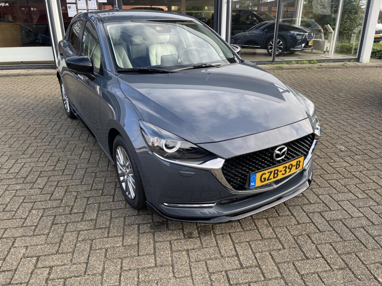 Mazda 2 1.5 Skyact-G 90 6MT Luxury I Activesense/ Leer/ Navi