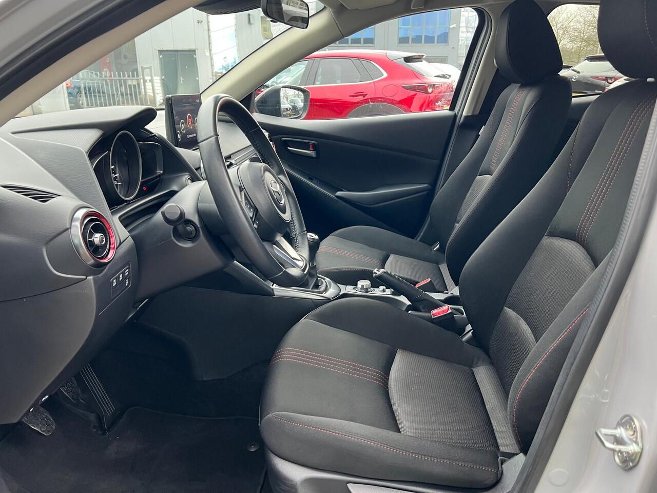 Mazda 2 1.5 e-SkyActiv-G 90 Homura GARANTIE t/m 12-2029 | NED. AUTO | CAMERA | APPLE CARPLAY / ANDROID AUTO | STUUR- en STOELVERWARMING | CLIMAT CONTROLE |