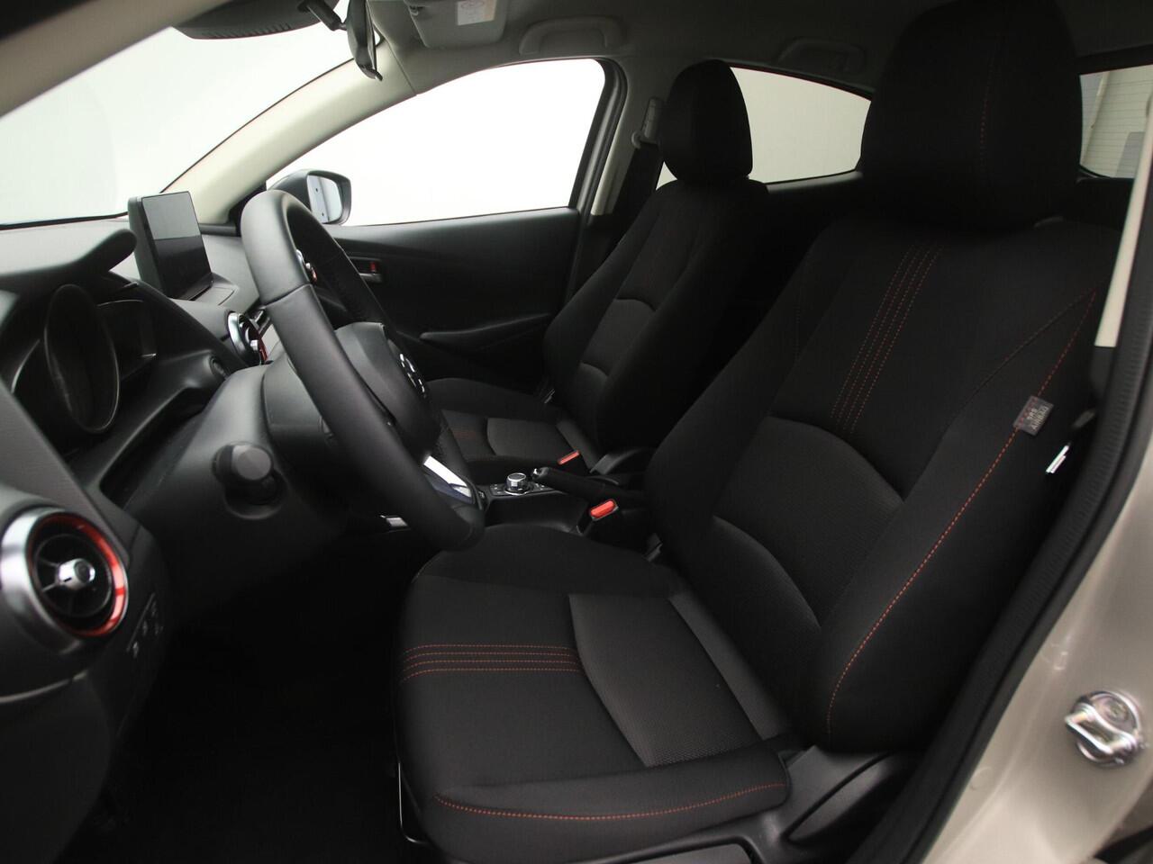 Mazda 2 1.5 SkyActiv-G Homura automaat met all-weather banden : dealer onderhouden