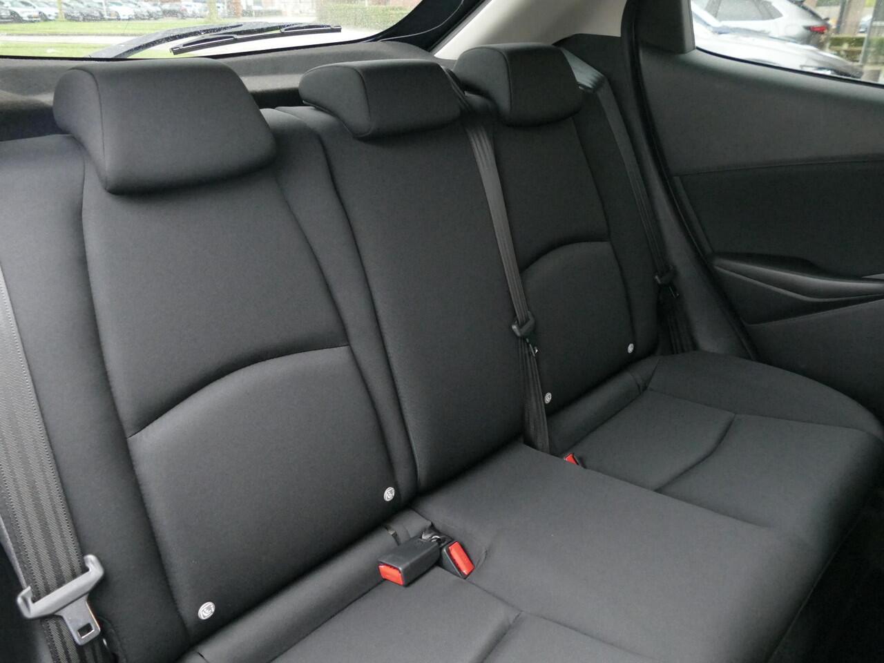 Mazda 2 1.5 e-SkyActiv-G 90 Exclusive-Line | Keyless | Achteruitrijcamera | RIJKLAARPRIJS!