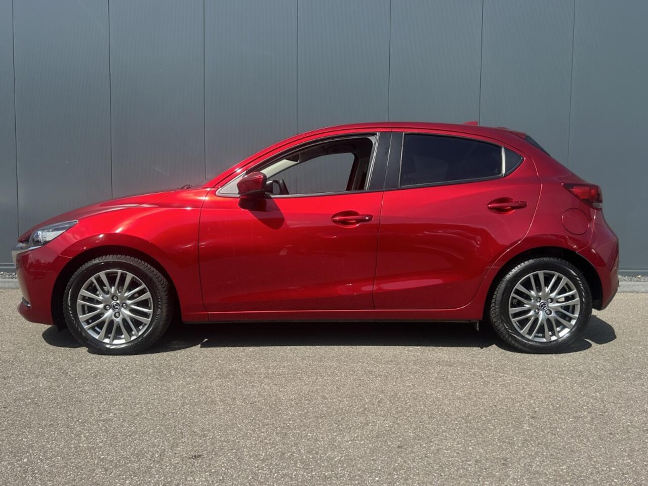 Mazda 2 1.5 Skyactiv-G Luxury / Trekhaak / Camera / Armsteun