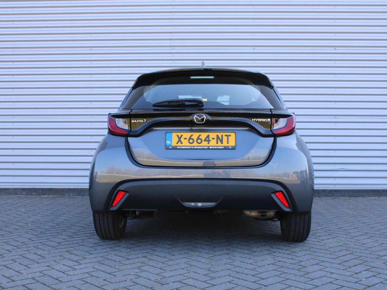 Mazda 2 Hybrid 1.5 Agile | Stuur-/stoelverwarming | Camera | 15" LM | Cruise adapt. | Airco |