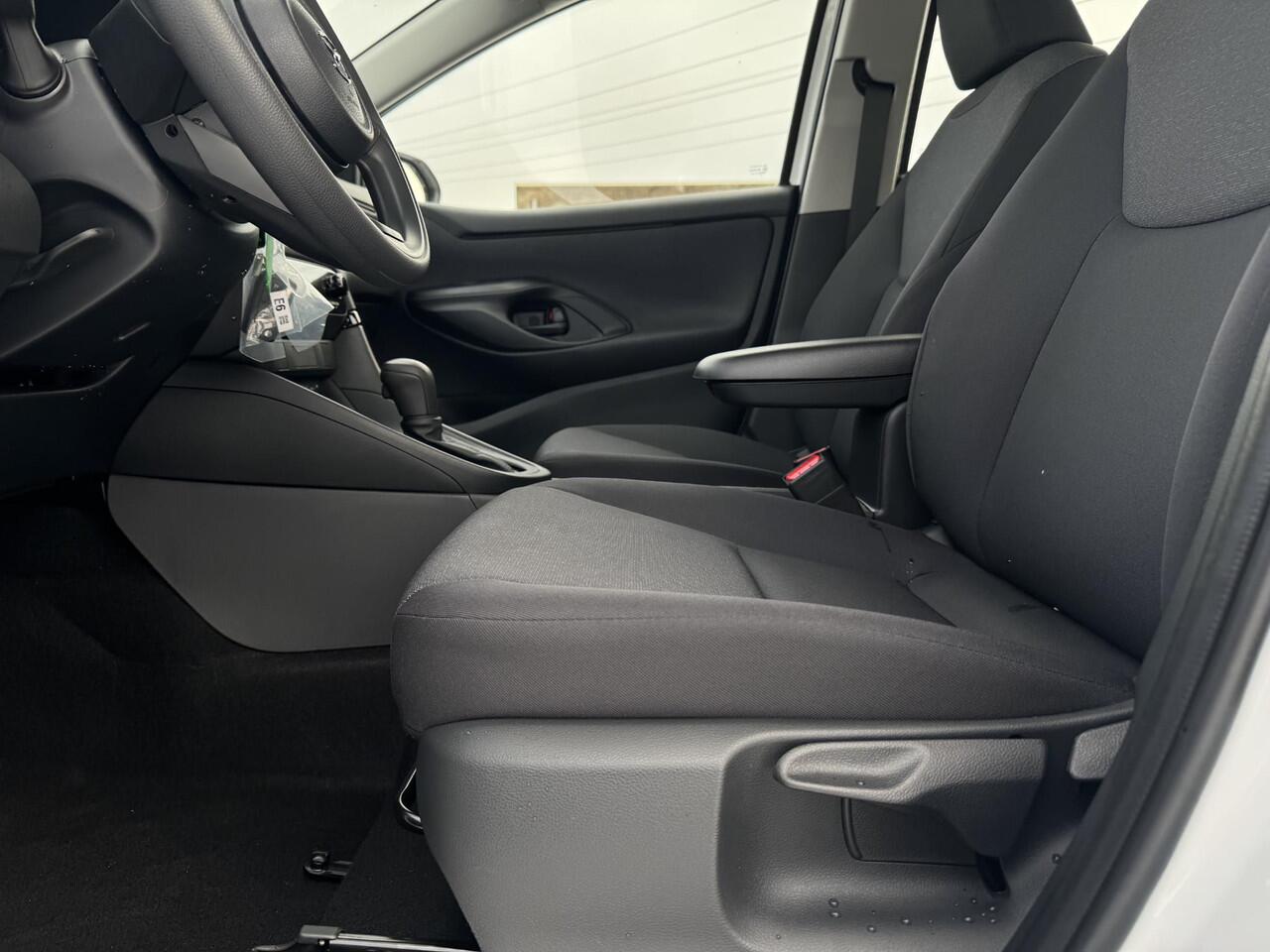 Mazda 2 Hybrid 1.5 Prime Line | Private Lease vanaf ¤355,- | Climate control | Adaptieve Cruise Control | Achteruitrijcamera |