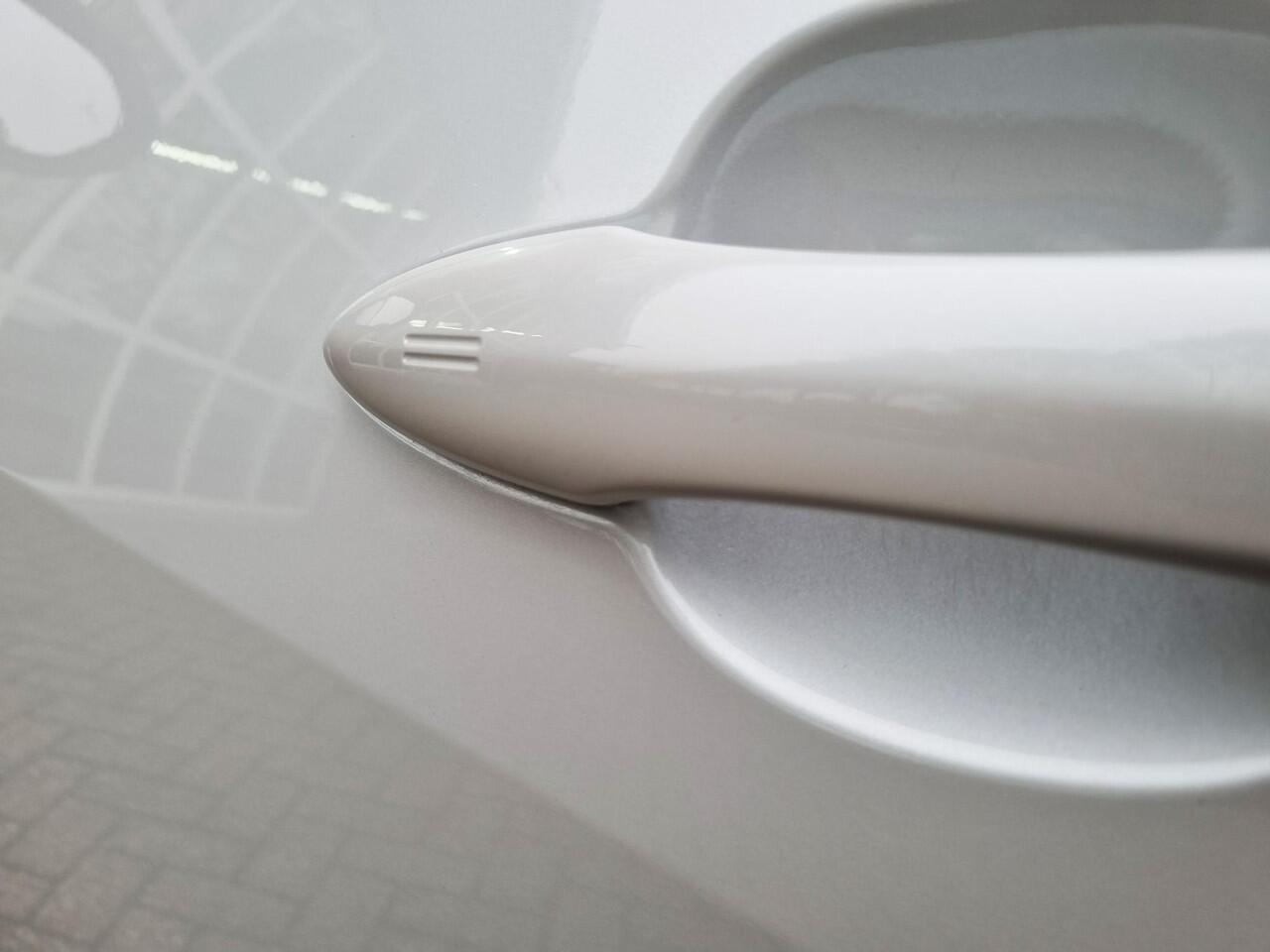 Mazda 2 Hybrid 1.5 Select Head-Up / Keyless / Stoel- Stuurverwarming