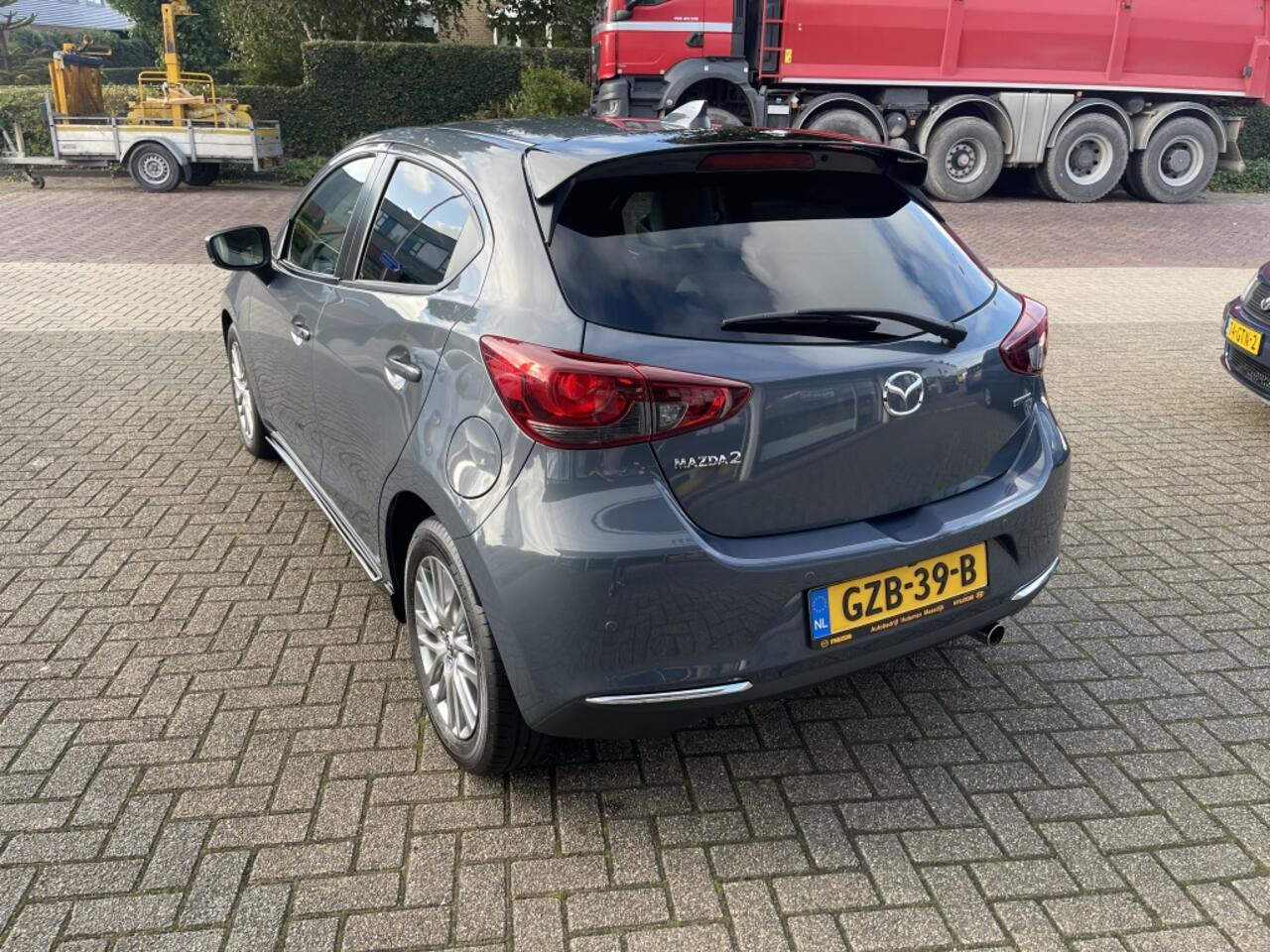Mazda 2 1.5 Skyact-G 90 6MT Luxury I Activesense/ Leer/ Navi