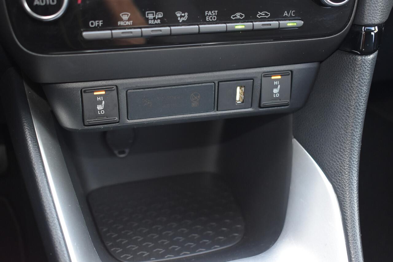 Mazda 2 Hybrid 1.5 Agile AppleCarplay Parkeer camera Stoelverwarming Keyless entry/start