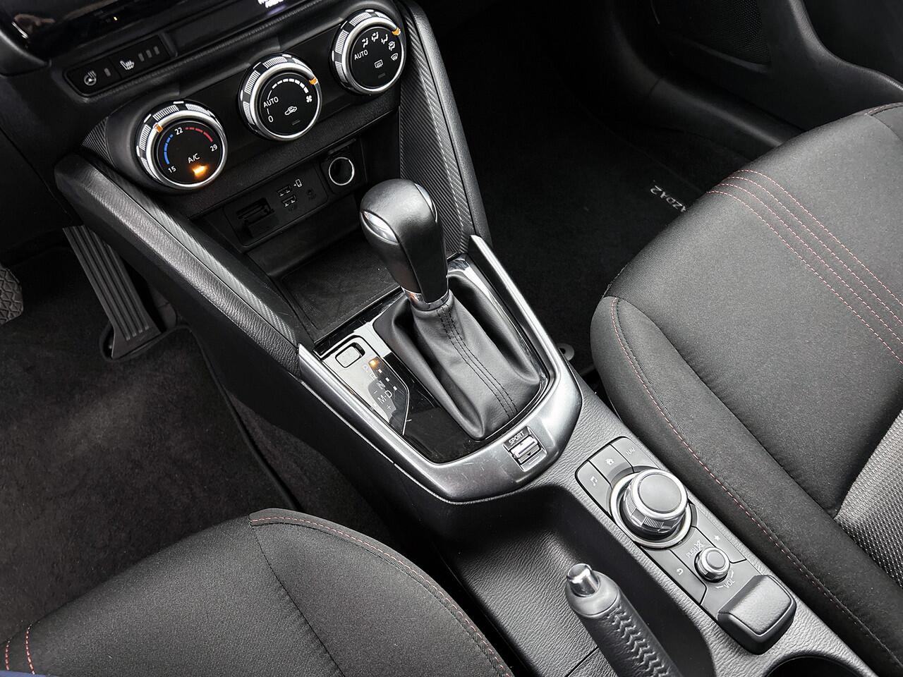 Mazda 2 1.5 SkyActiv-G 90 Homura automaat | Carplay | Camera | Climate Control |