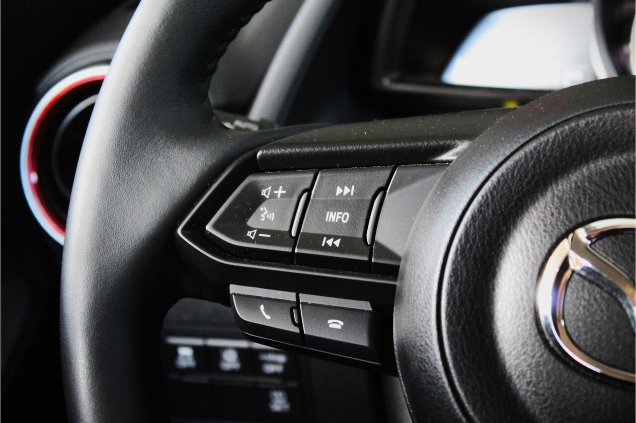 Mazda 2 1.5 SkyActiv-G 90 Homura - Stoel- stuurverwarming, Cruise, Achteruitrijcamera, Airco!