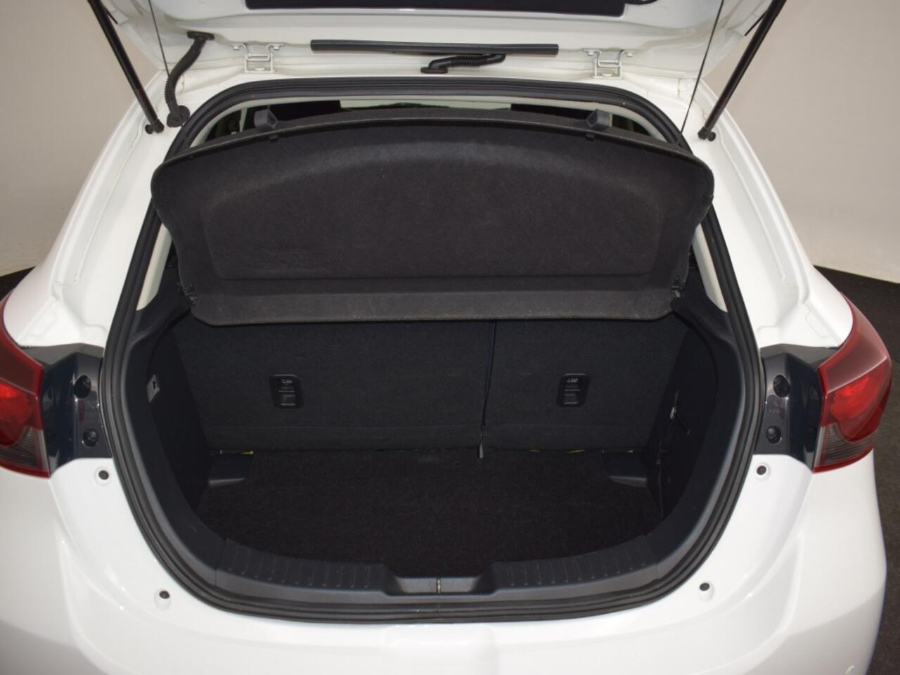 Mazda 2 1.5 Skyactiv-G Luxury | Dealeronderhouden o 1e Eigenaar