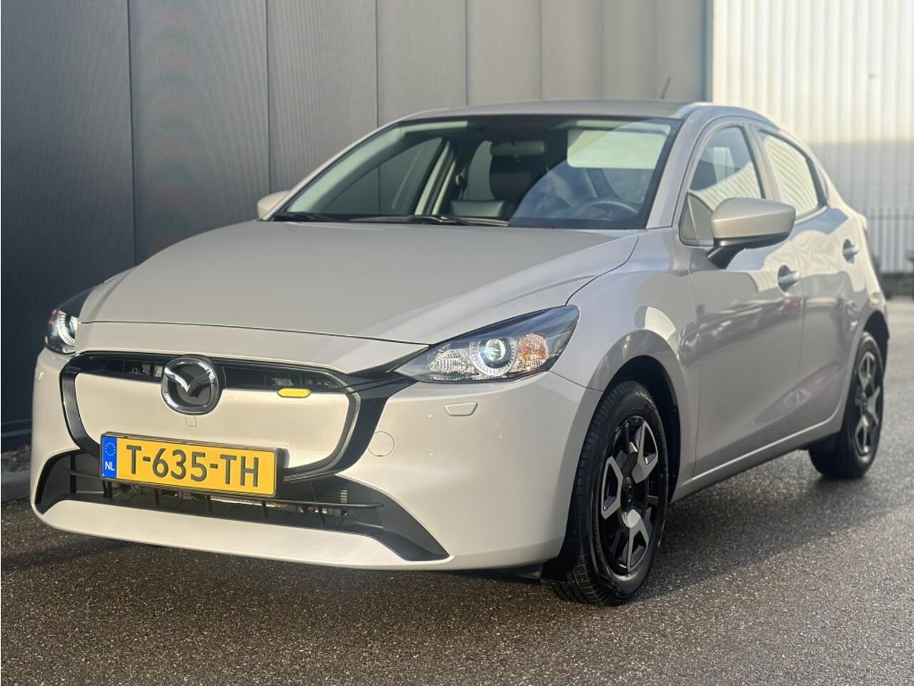 Mazda 2 1.5 e-SkyActiv-G Centre Line / Carplay / Airco / Armsteun