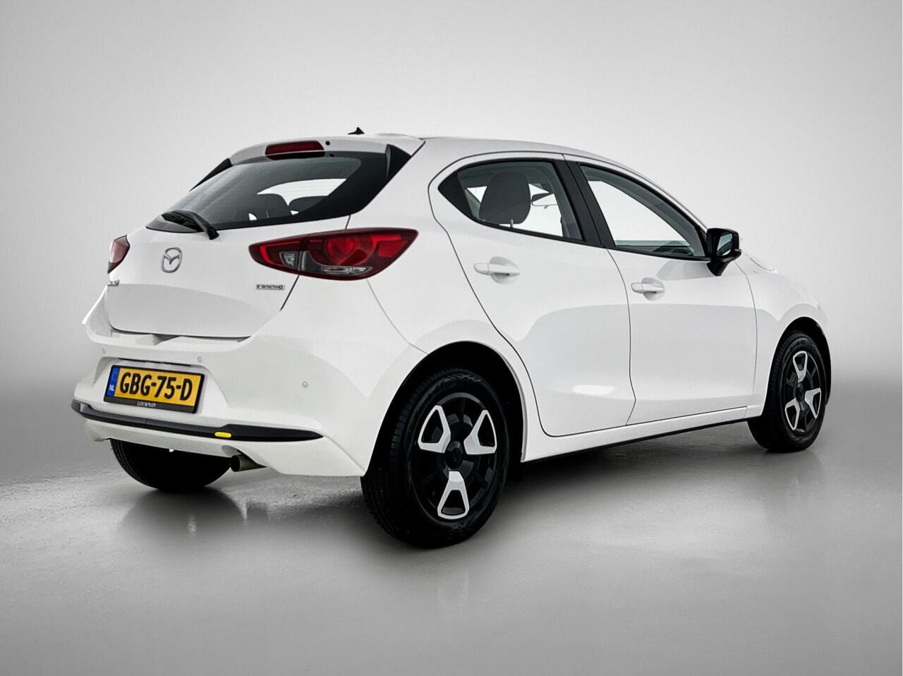 Mazda 2 1.5 e-SkyActiv-G 90 Centre-Line Stoelverwarming | Apple Carplay/Android Auto | Cruise control