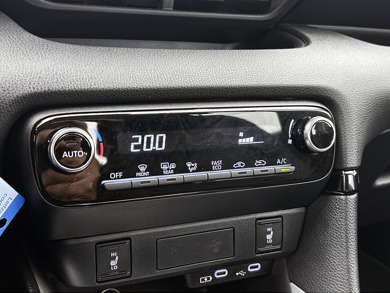 Mazda 2 Hybrid 1.5 Centre-line | CAMERA | NAVI | Winterpack | CLIMAT CONTROL | Adaptive Cruise | Carselexy