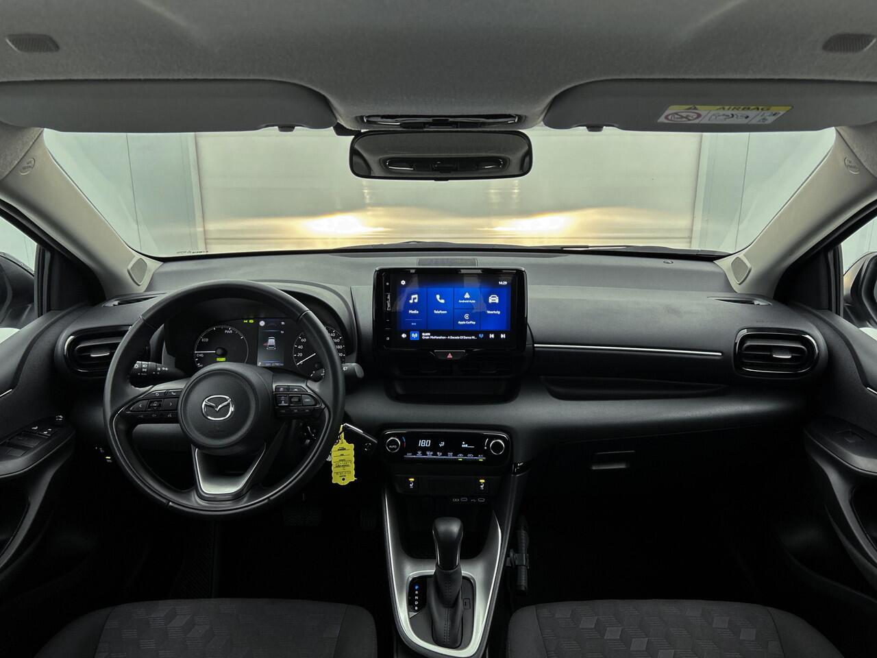 Mazda 2 Hybrid 1.5 Centre-line / Camera / Adaptive cruise / Apple carplay & android auto / Clima | door AWNB Verkozen tot NUMMER 1 Top 10 zuinige gezinsauto's!