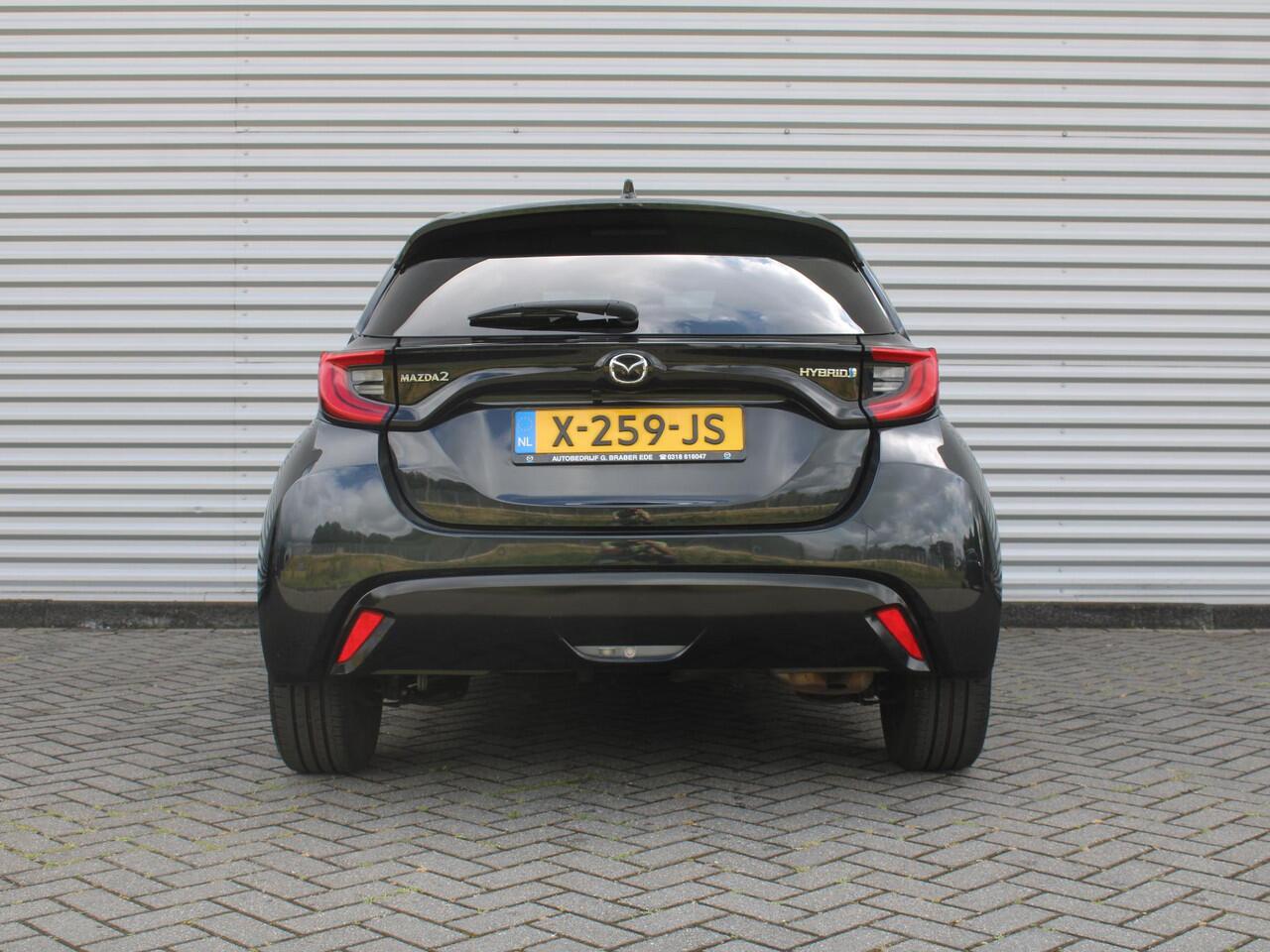 Mazda 2 Hybrid 1.5 Select | 16" LM | Stoel- & stuurverwarming | HUD | Camera | Dodehoek sensor | Clima | Apple Carplay/Android Auto |