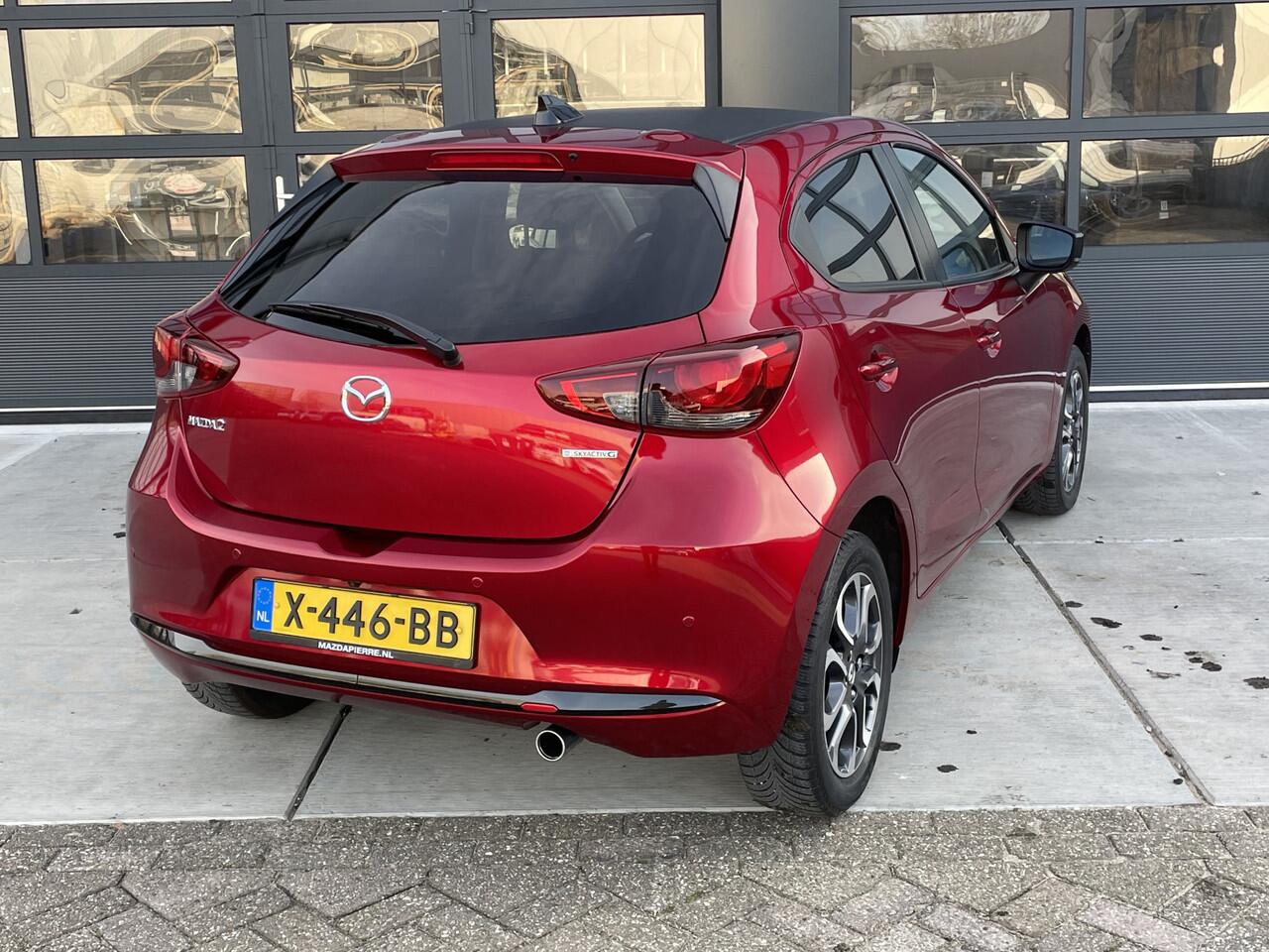 Mazda 2 1.5 e-SkyActiv-G 90 Homura Aka | APPLE CARPLAY | CAMERA | PDC | 16-INCH LMV WINTERPAKKET | CLIMATE CONTROL | CRUISE-CONTROL