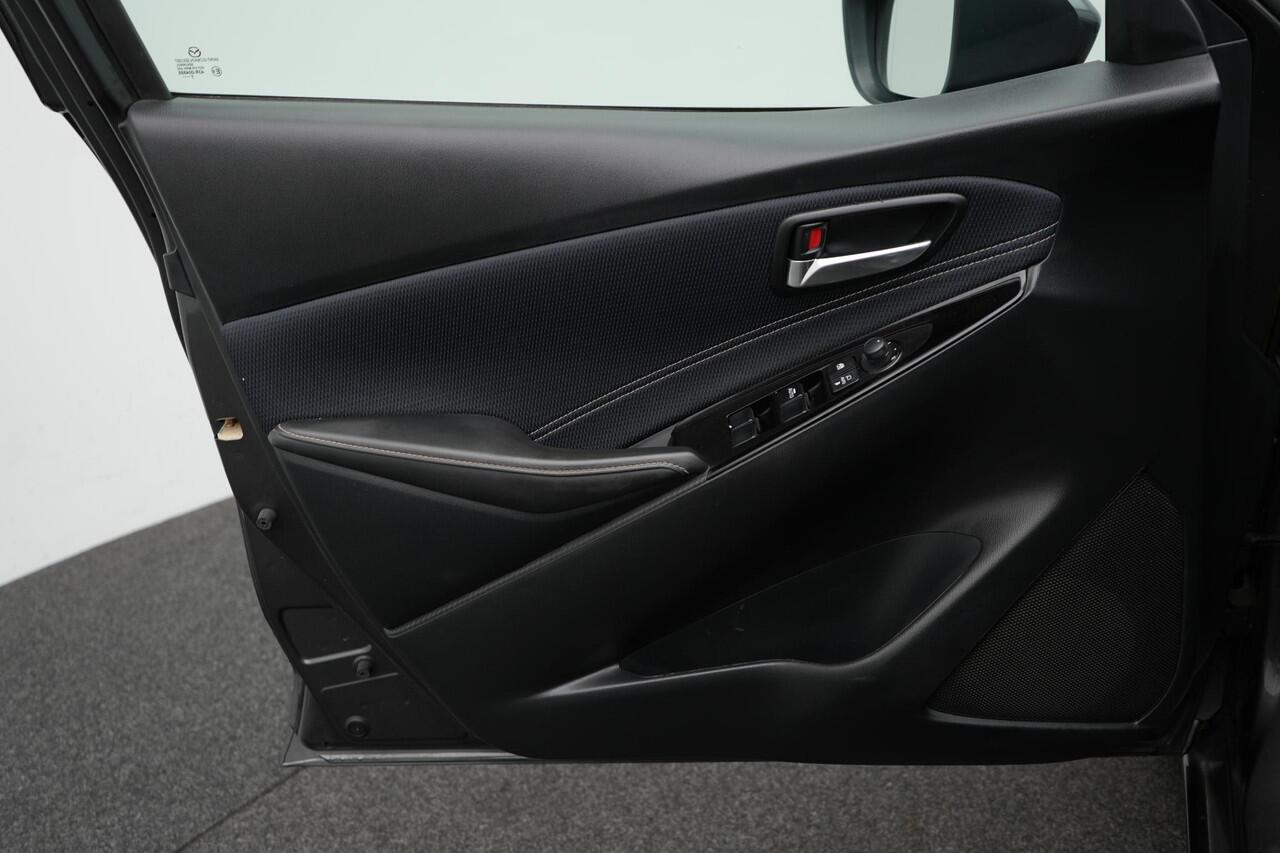 Mazda 2 1.5 Skyactiv-G Luxury : dealer onderhouden