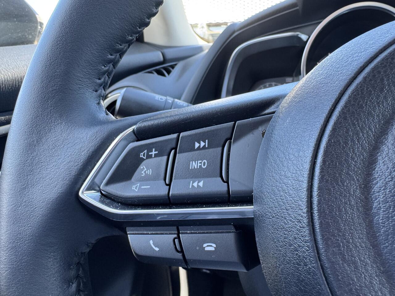 Mazda 2 1.5 e-SkyActiv-G 90 Exclusive-Line Achteruitrijcamera | Cruise-control | Apple carplay| Android