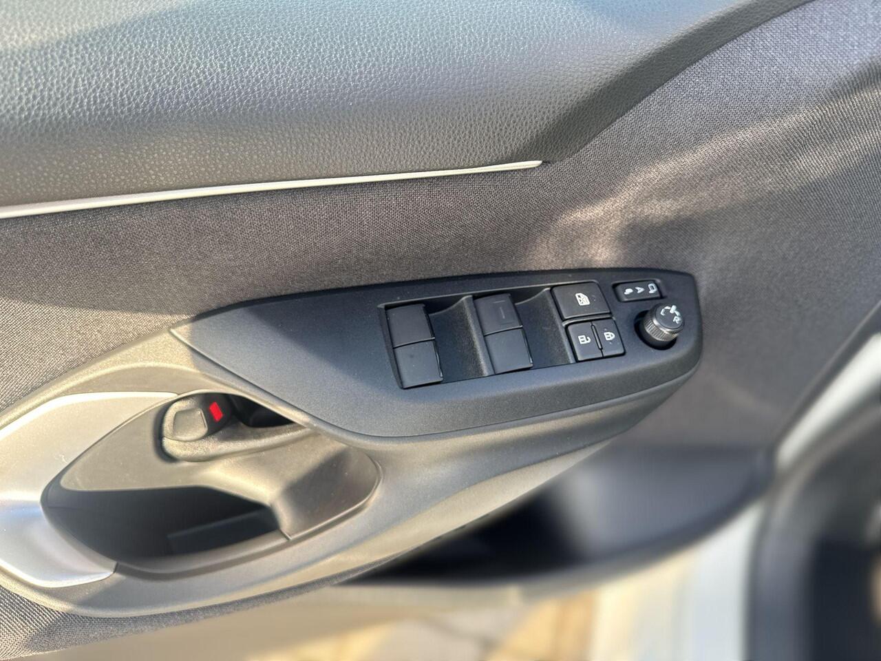 Mazda 2 Hybrid 1.5 Centre-line | Rijklaar | Apple Carplay | Stoelverwarming | Camera