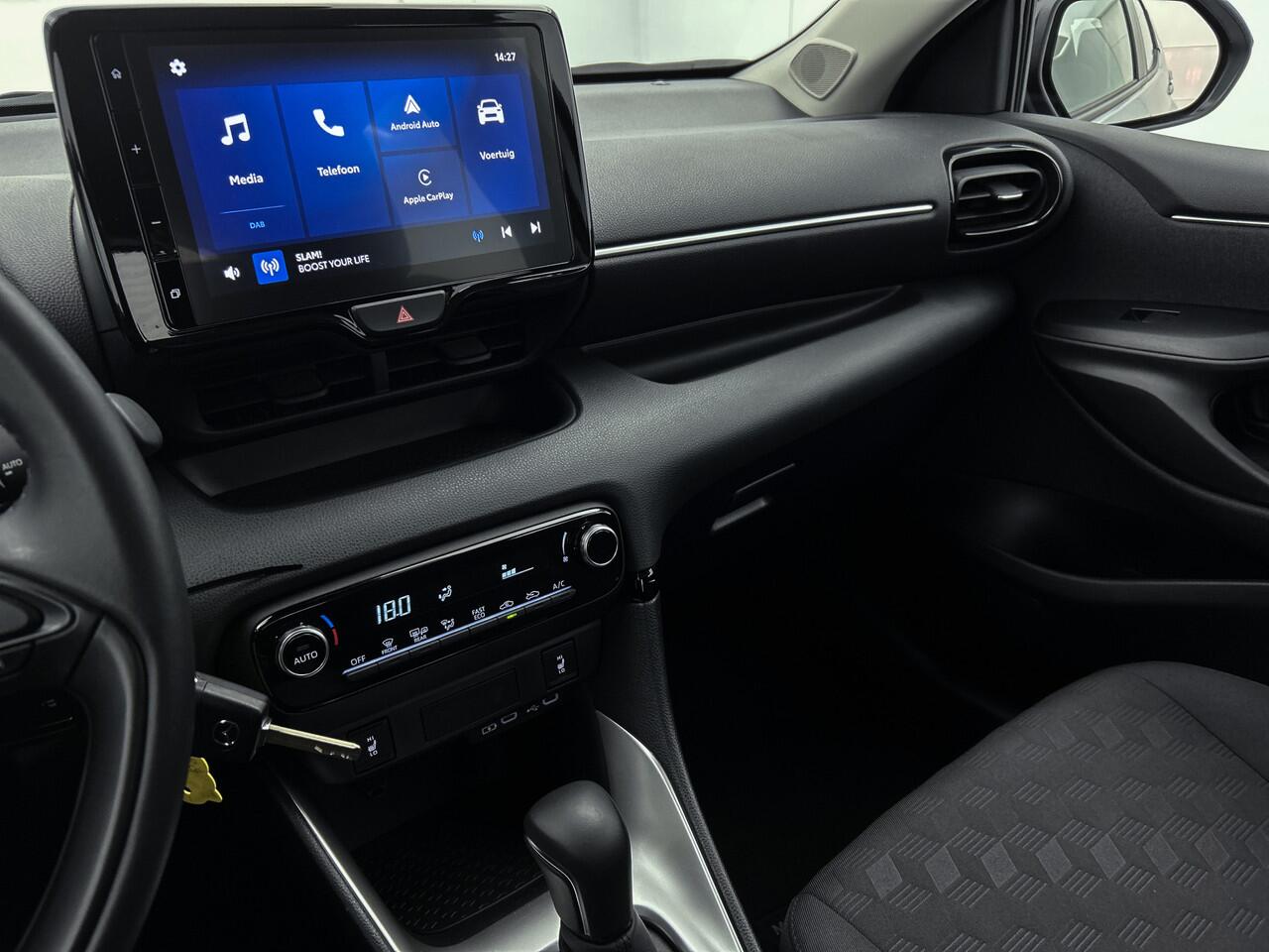 Mazda 2 Hybrid 1.5 Centre-line / Camera / Adaptive cruise / Apple carplay & android auto / Clima | door AWNB Verkozen tot NUMMER 1 Top 10 zuinige gezinsauto's!