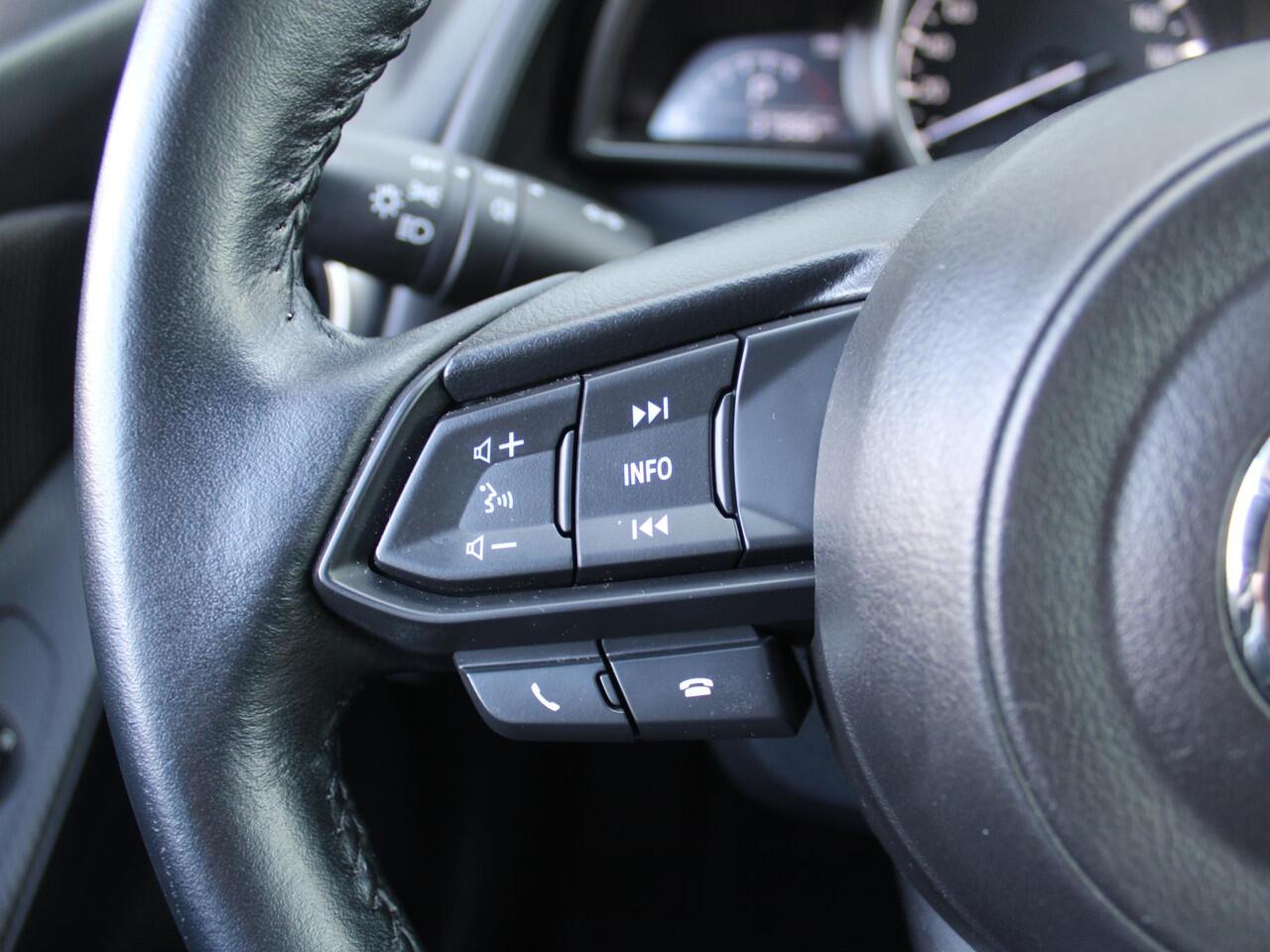 Mazda 2 1.5 Skyactiv-G Comfort | Trekhaak | Automaat | CarPlay | 15" LM | Cruise | PDC | Airco | LED |