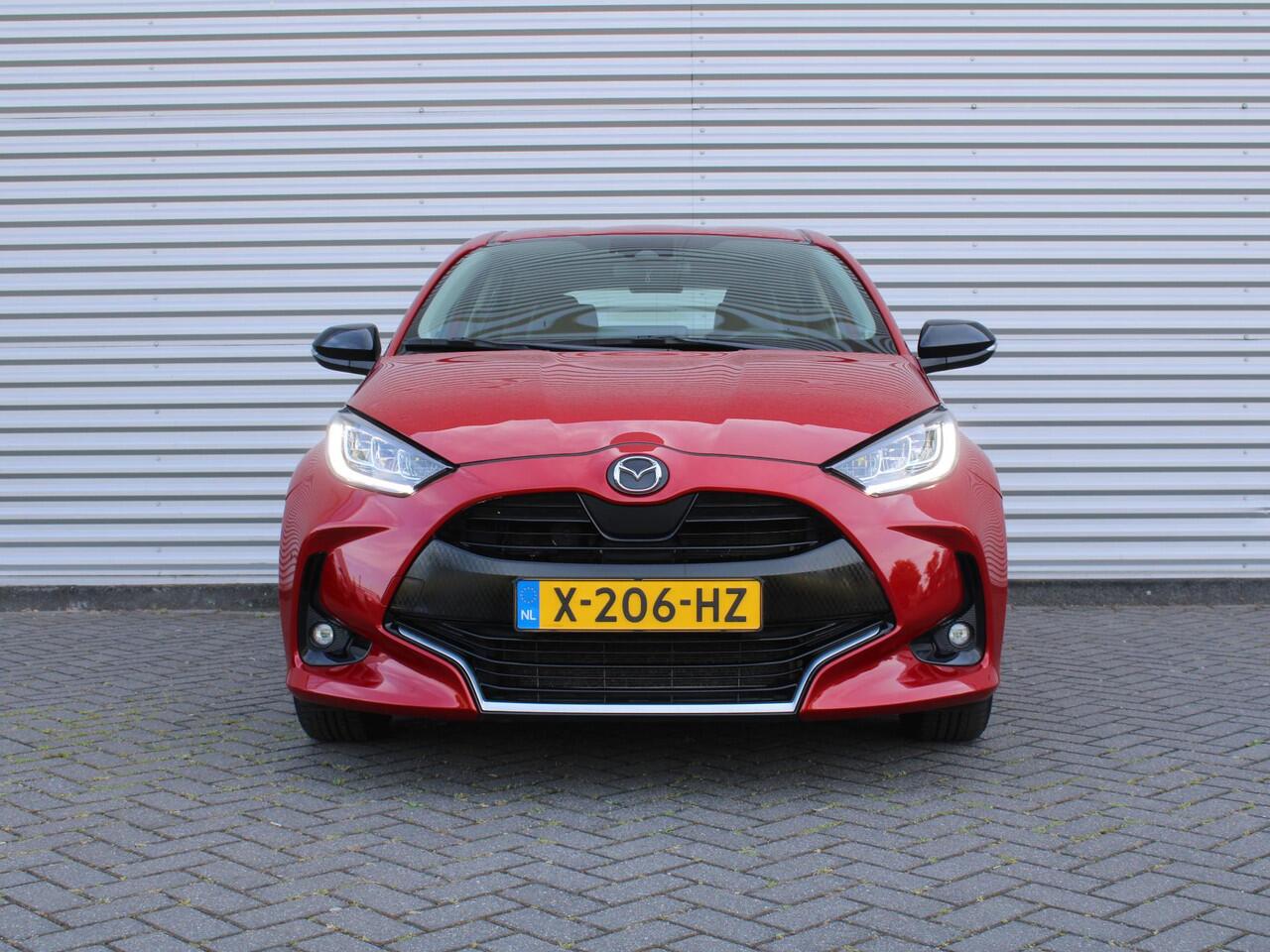 Mazda 2 Hybrid 1.5 Agile | Comfort pakket | CarPlay | Camera | Stuur-/stoelverwarming | Cruise adapt. | 15" LM |