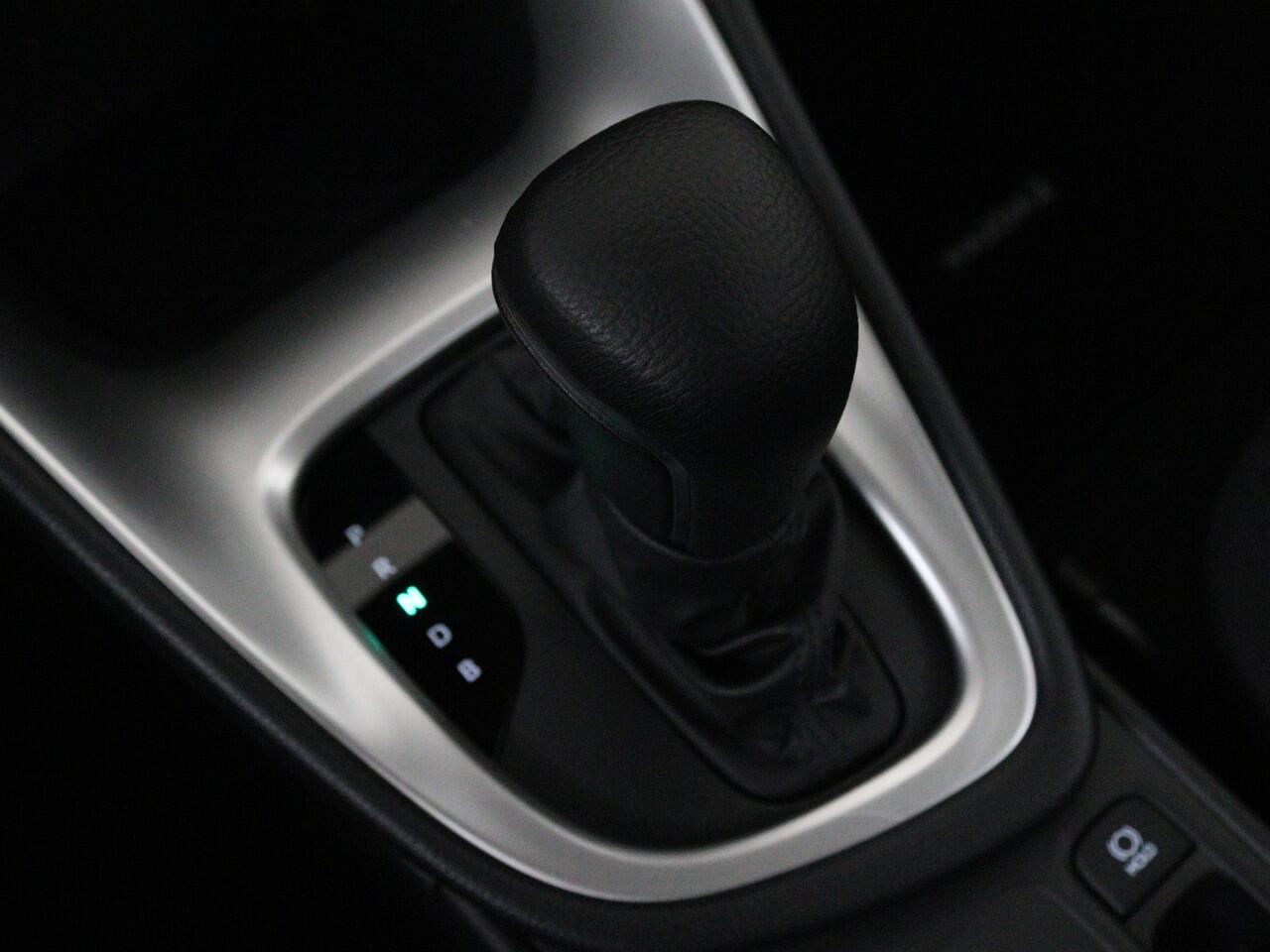 Mazda 2 Hybrid 1.5 Centre-line door AWNB Verkozen tot NUMMER 1 Top 10 zuinige gezinsauto's!