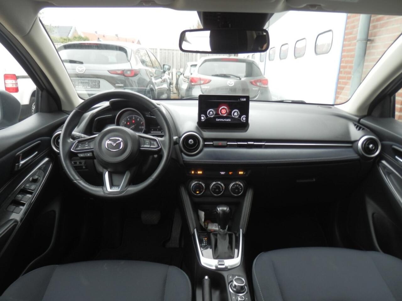 Mazda 2 1.5 SKYACT-G LUXURY / automaat / 16 inch alu / Head-up display