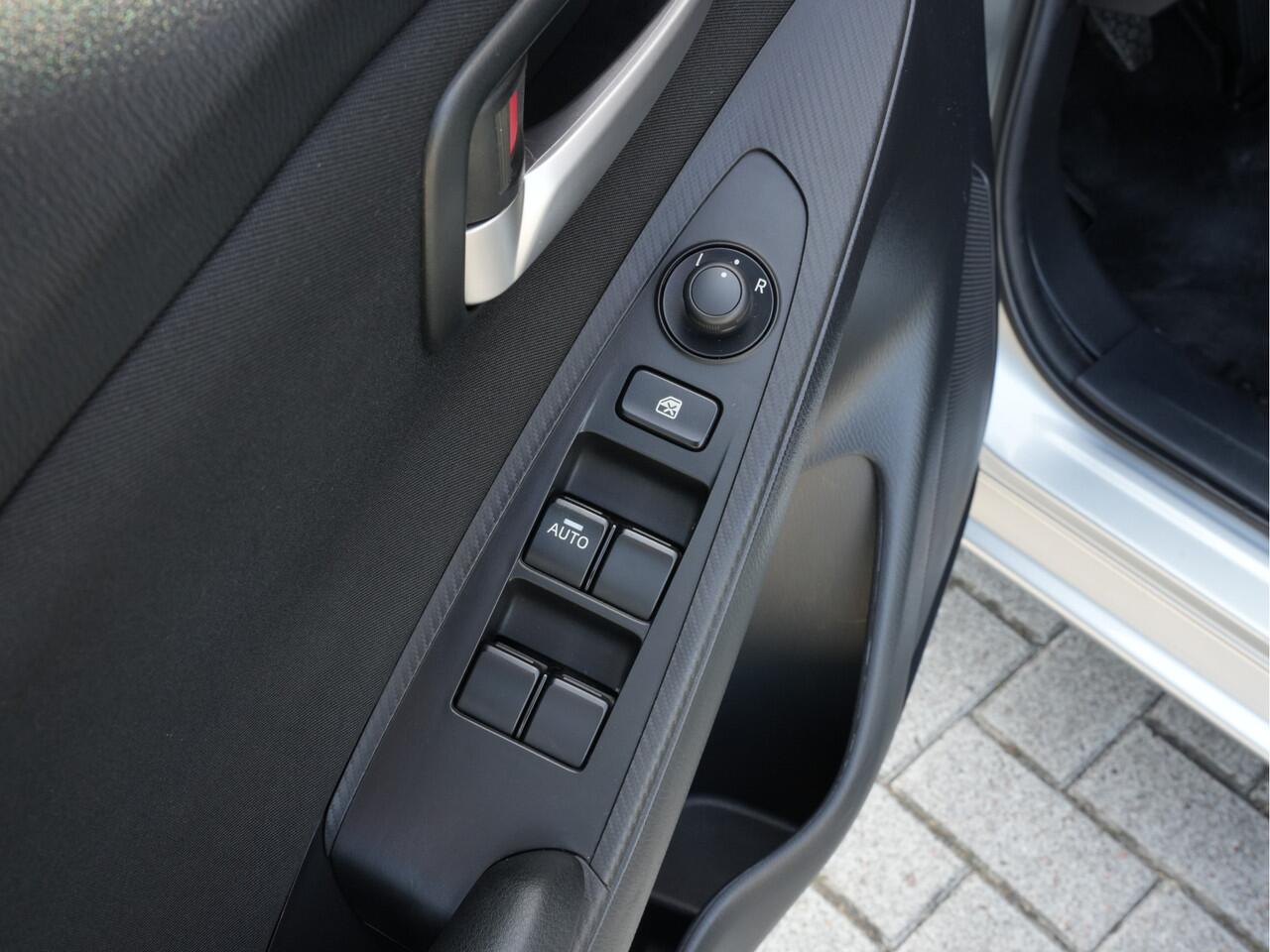 Mazda 2 1.5 Skyactiv-G Sport Selected | Navigatie | DAB | Android/Apple Carplay