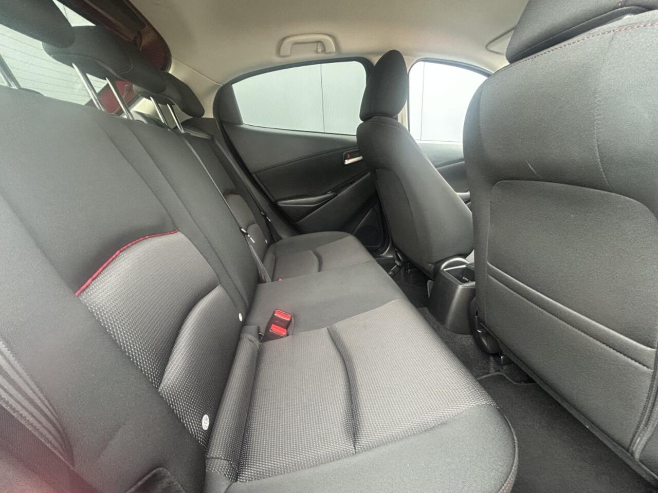 Mazda 2 1.5 Skyactiv-G Sportive / NL-auto!