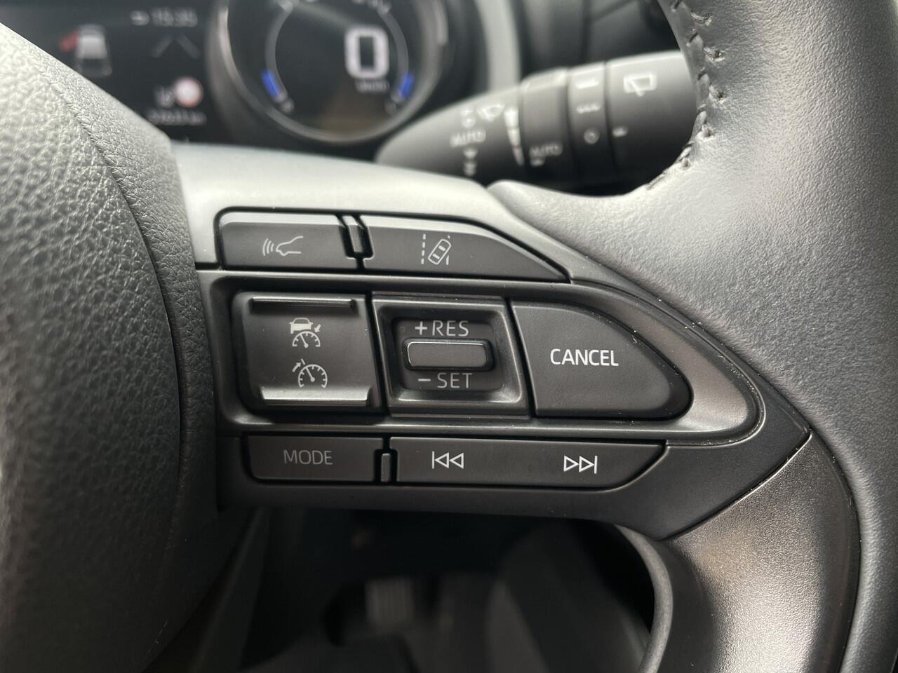 Mazda 2 Hybrid 1.5 Select 93 PK AUTOMAAT NAVI VIA APPLE CARPLAY / ANROID | ACHTERUITRIJCAMERA | E.C.C CRUISE CONTROL | PARKEERSENSOREN V+A | WINTERPAKKET