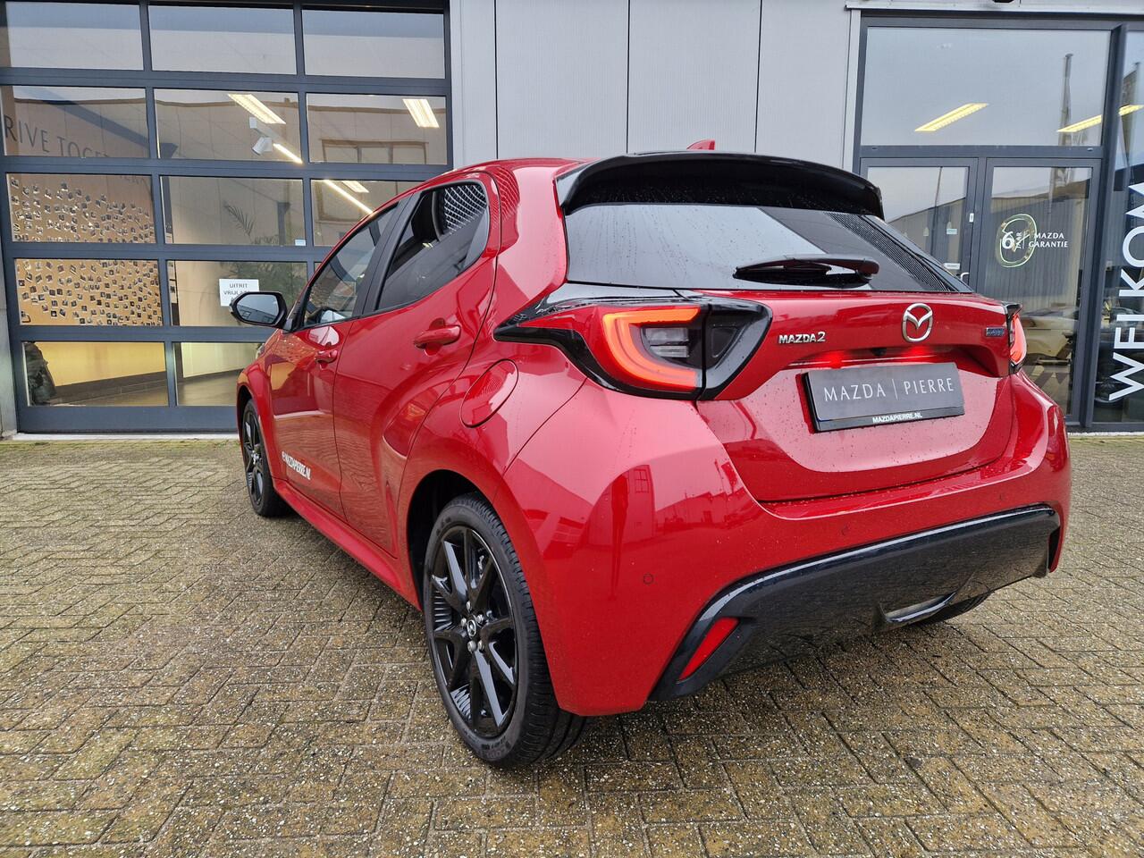 Mazda 2 Hybrid 1.5 Homura | CARPLAY | 17- INCH LMV BLACK | STOELVERWARMING | STUURVERWARMING | SPORTSTOELEN |