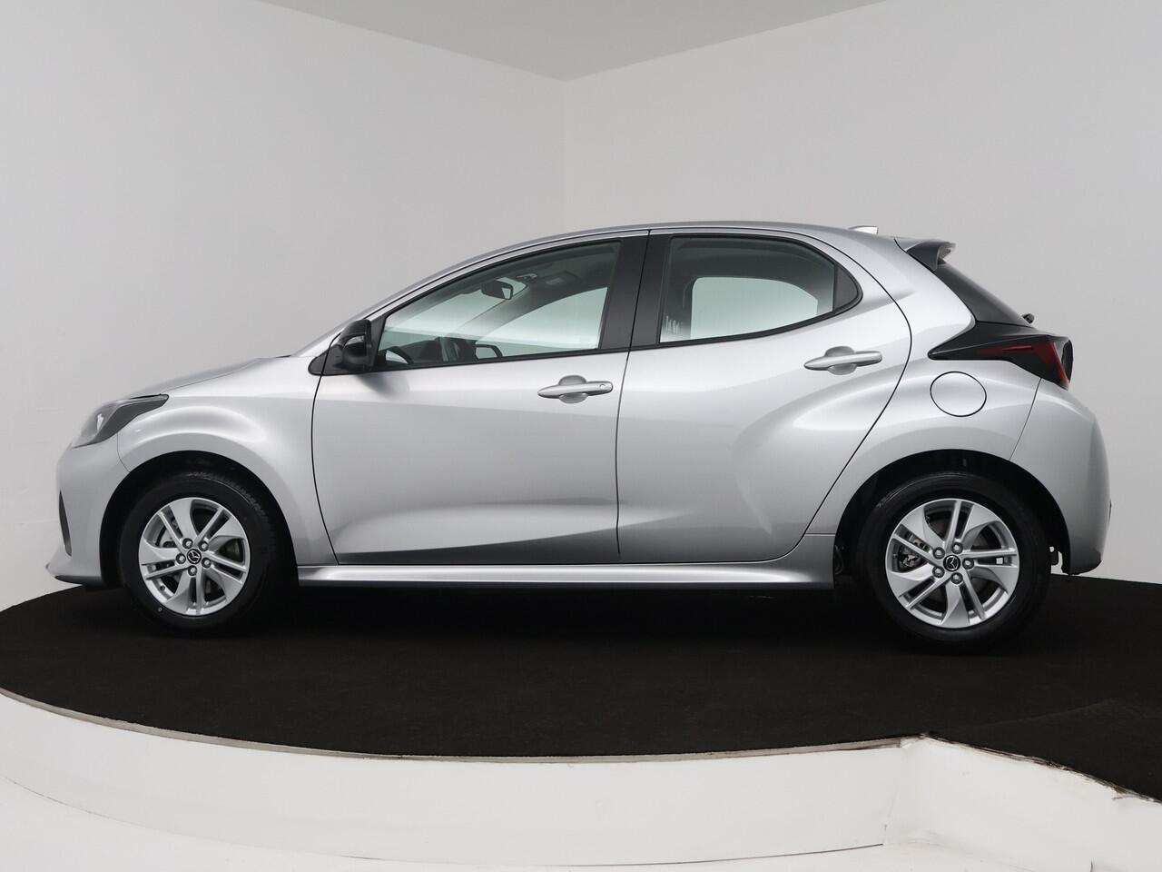 Mazda 2 Hybrid 1.5 Centre-line door AWNB Verkozen tot NUMMER 1 Top 10 zuinige gezinsauto's!