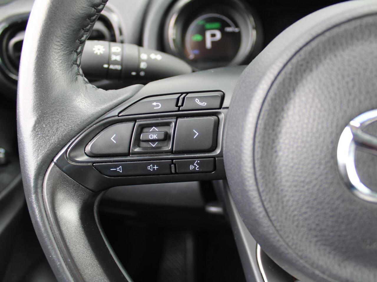 Mazda 2 Hybrid 1.5 Agile | Comfort pakket | 15" LM | Stoelverwarming | Apple Carplay/Android Auto |