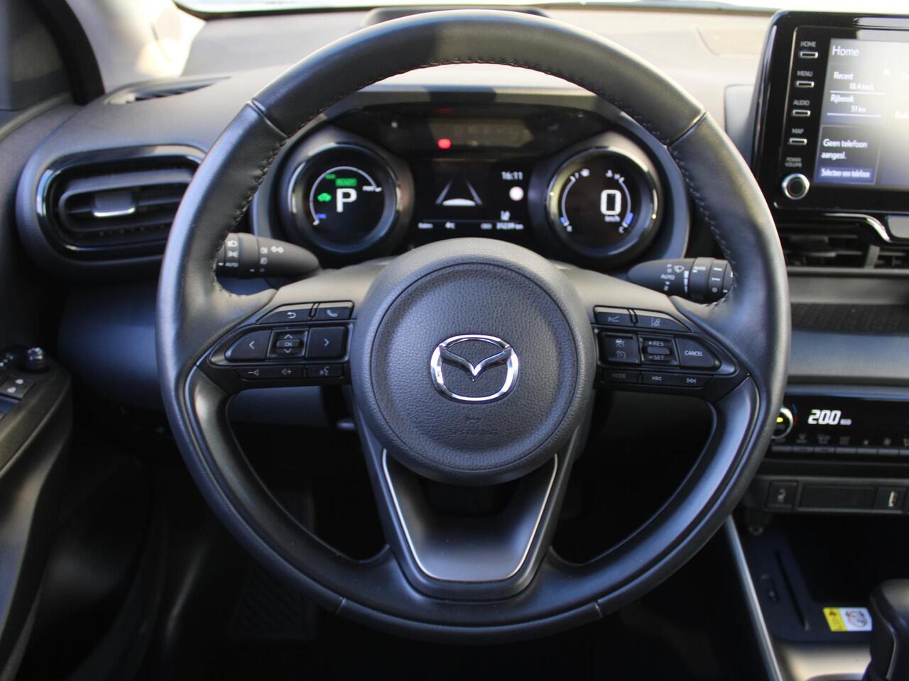 Mazda 2 Hybrid 1.5 Select | 16" LM | Stoel- & stuurverwarming | HUD | Camera | Dodehoek sensor | Clima | Apple Carplay/Android Auto |