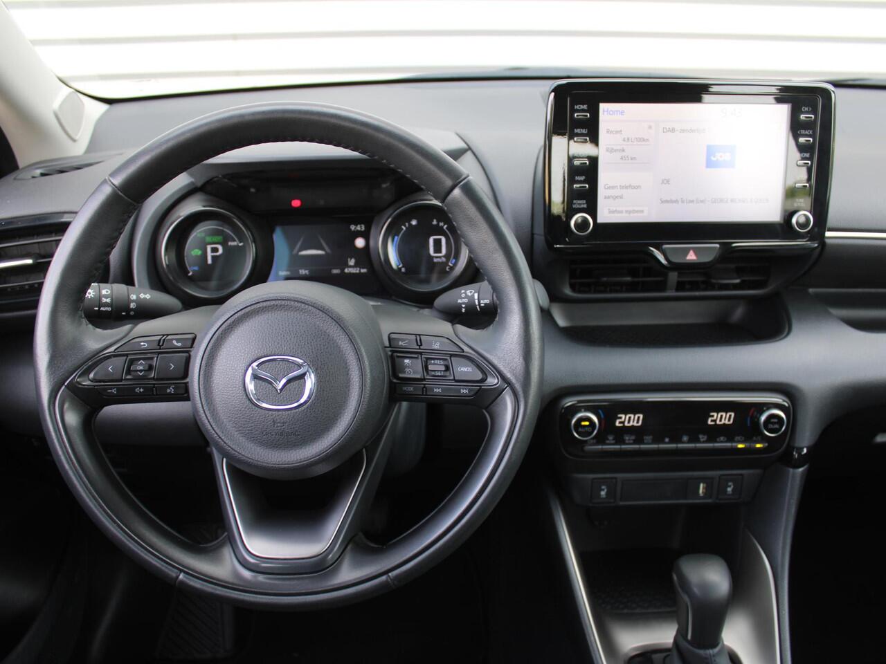 Mazda 2 Hybrid 1.5 Agile | Comfort pakket | CarPlay | Camera | Stuur-/stoelverwarming | Cruise adapt. | 15" LM |